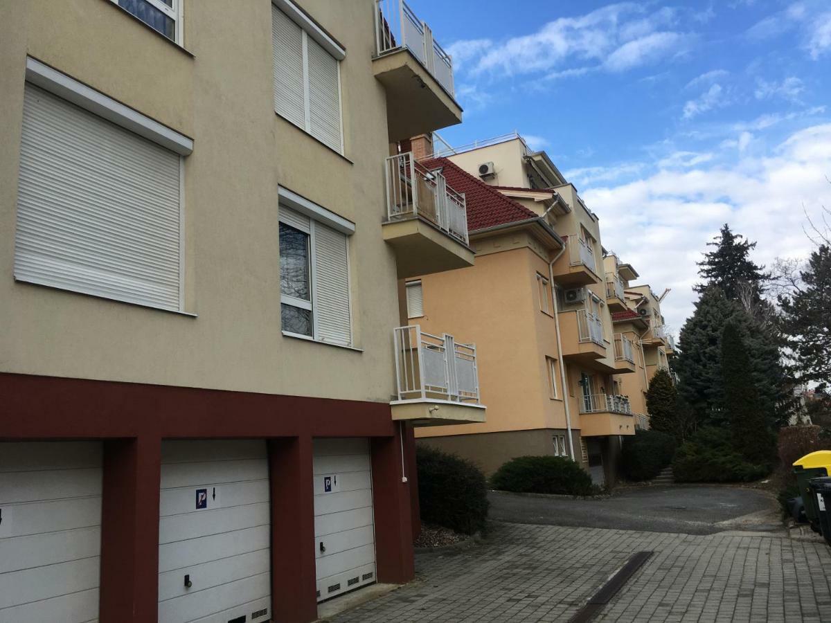 Konig Apartman Iii. Hévíz Exteriör bild